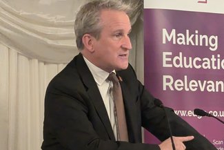 Damian Hinds rsz