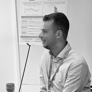 JG-at-Breaking-Barriers-edit-2-bw sharp2