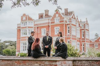 Edge Hotel School rsz